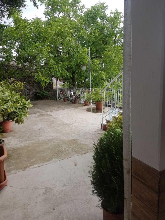 Riva Guest House Gjirokastër Dış mekan fotoğraf